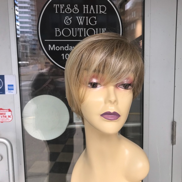 Wig blonde mix angle cut short fall style wig main image 4